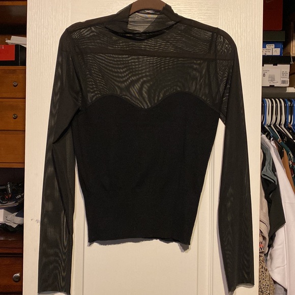 What You See Mesh Top - Picture 5 of 7